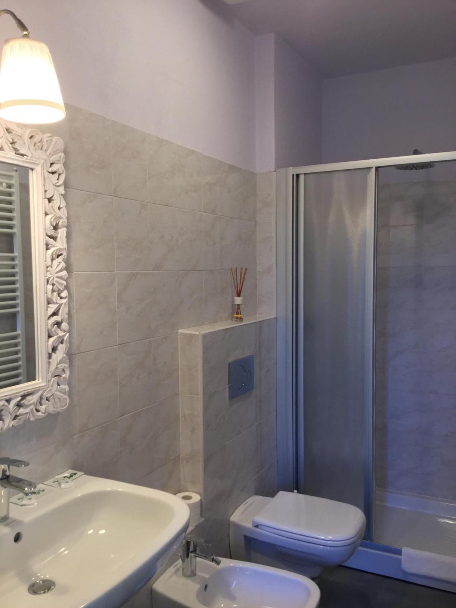 B&B Cherry En Rose Lezzeno Ngoại thất bức ảnh