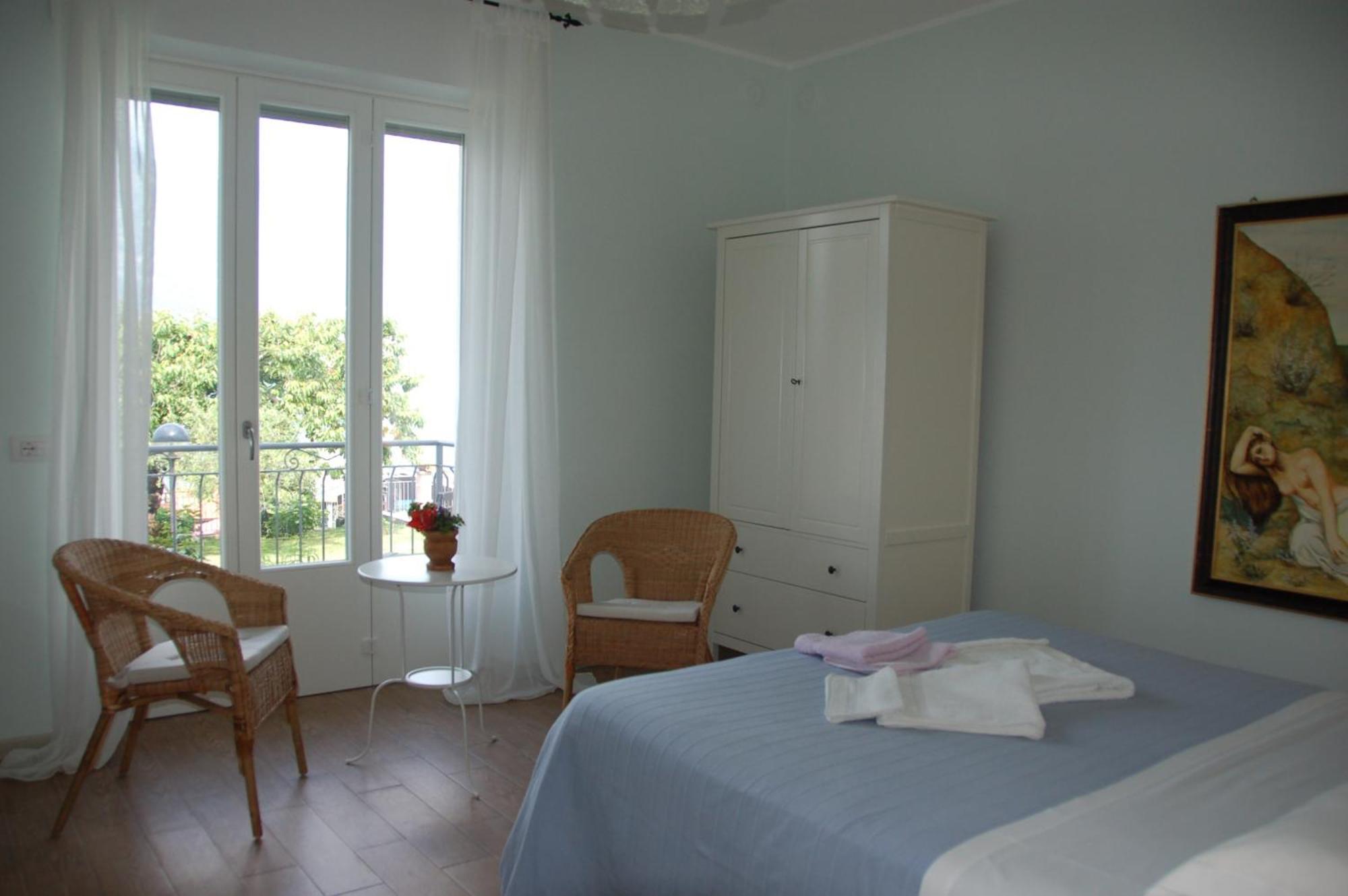 B&B Cherry En Rose Lezzeno Ngoại thất bức ảnh